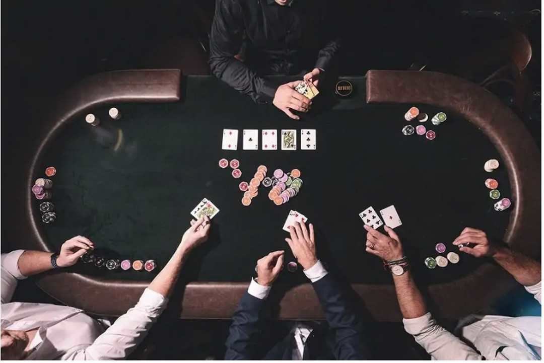 Poker online tiền thật tại 188Bet