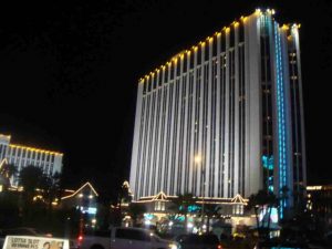 Tropicana Resort & Casino - Khu giải trí của dân chơi